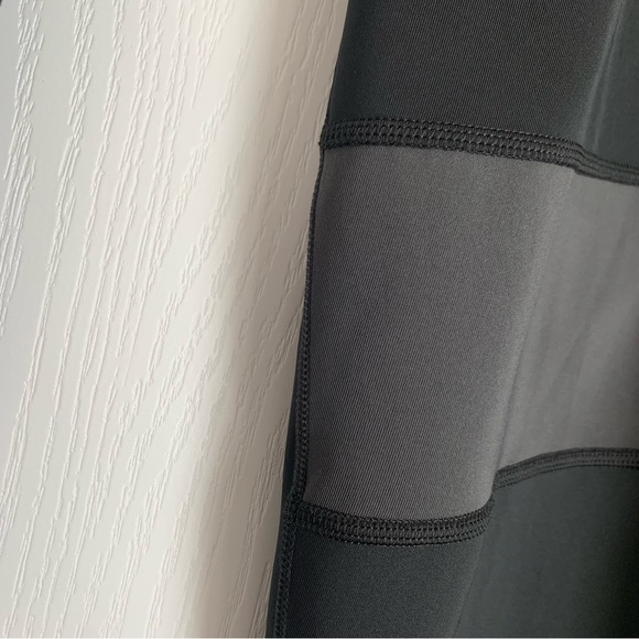 Adidas D2M Panel Black Tight Leggings with Mesh Detail - Picture 6 of 9